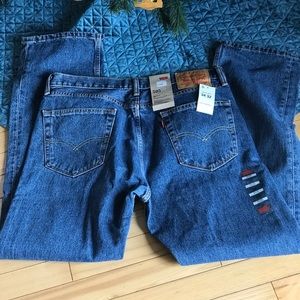 NWT MENS Levi jeans 34/32 perfect condition